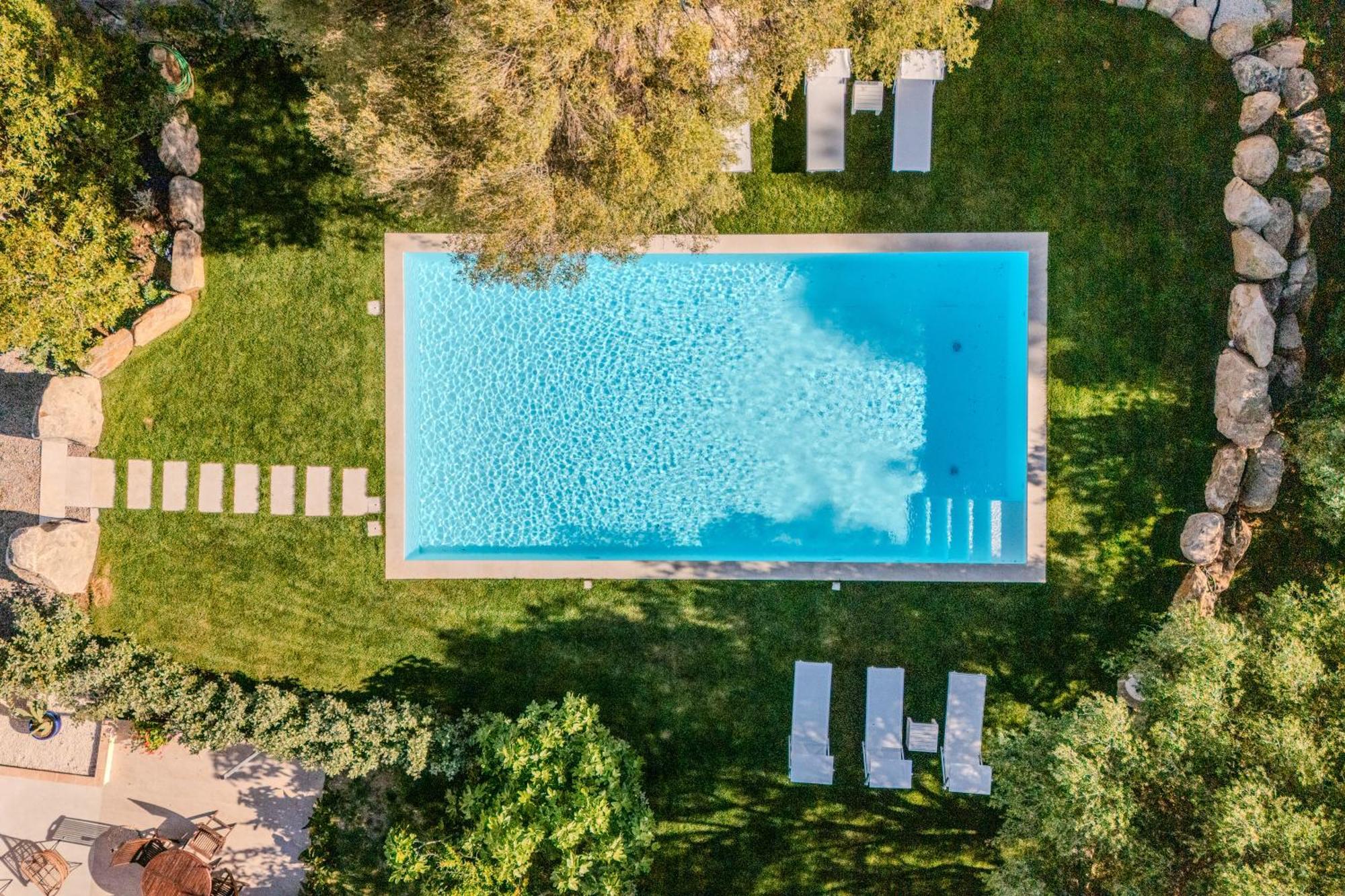 Апартаменты Stazzo San Teodoro Il Ginepro Piscina Condivisa Экстерьер фото